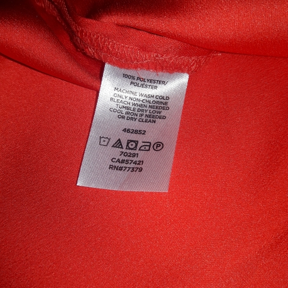 NEW!! Ann Taylor | V-Neck Flutter Sleeve Top - Picture 5 of 5